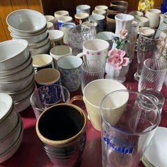 食器、グラス、お皿の画像