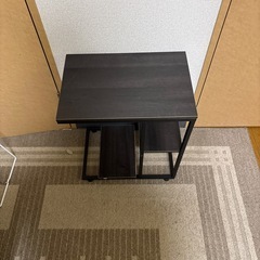 サイドテーブルの画像