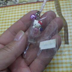 ご当地キティ　山梨限定ワインバージョンの画像