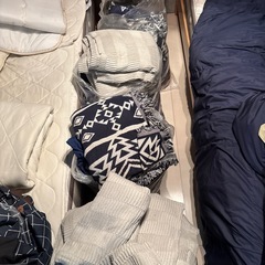 【無料！】リネン、ベッドカバーなどの画像