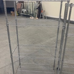 【購入者決定】【KJ208】中古 メタルラック スチールラック ワイヤーラック 4段 サビありのため格安 収納 シルバー　検)一人暮らし 家具 収納 ダイニング リビング キッチン 冷蔵庫 洗濯機 テーブル ラック レンジ キャビネット ソファの画像