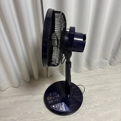 お話中　扇風機　ネイビーの画像