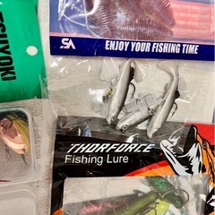 まとめ売り 釣りルアー ワーム まとめ売り セット スピナーベイト クランクベイト在庫処分 の画像