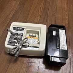 ブリヂストンYAMAHA兼用の8.9Ahバッテリーと充電器セットの画像