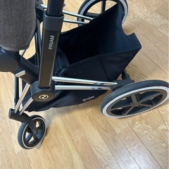定価約12万　サイベックス　プリアム　ベビーカーの画像