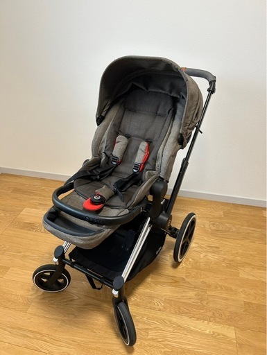 定価約12万　サイベックス　プリアム　ベビーカー