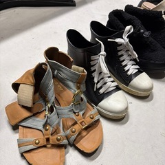 レディース　靴　一足値段の画像