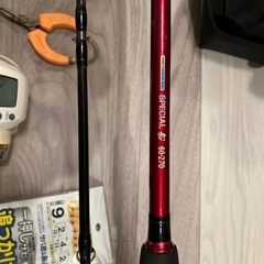 船釣り用電動リールと竿一式の画像