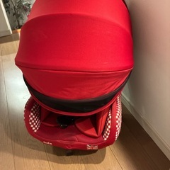 Joie チャイルドシート　チルト キャノピー付
の画像