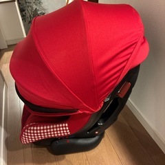 Joie チャイルドシート　チルト キャノピー付
の画像