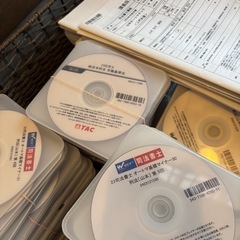 ほぼ未使用　司法書士通信講座　議事録＆DVD 　司法書士の問題集等　　の画像