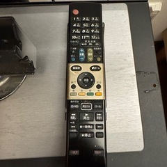 2011年製SHARPテレビ テレビスタンド付きの画像