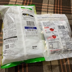 わかめスープと味噌汁の具の画像