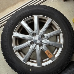 スタッドレスタイヤ４本セットの画像
