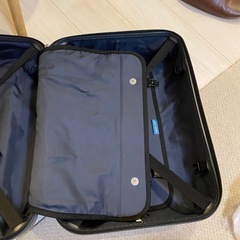 キャリーケースの画像
