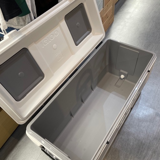 【クーラーボックス】【150L大型】【イグルー】クリーニング済み【管理番号1109】野