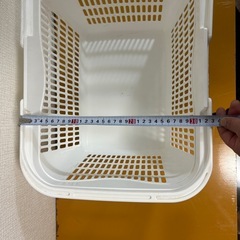 洗濯カゴの画像