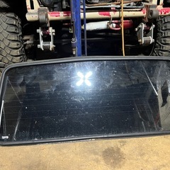 ジムニー　ja11　ja22 リアガラス　の画像