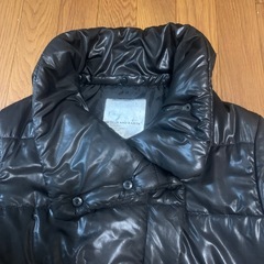 黒のアウターの画像