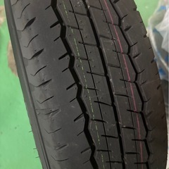 ハイエース 純正タイヤホイール 4本セットの画像