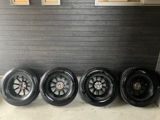 スタッドレスタイヤホイールセット　ブリザックDM-V3 225/70R16　