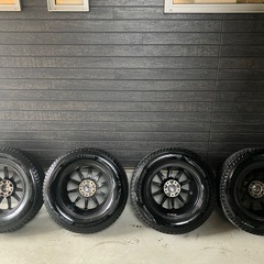 スタッドレスタイヤホイールセット　ブリザックDM-V3 225/70R16　の画像
