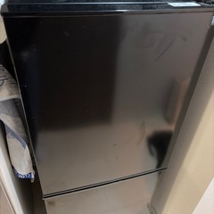 冷蔵庫 (一人用)の画像