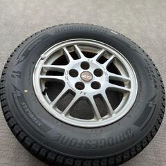 ブリヂストン　ブリザックCV5W  三菱デリカＤ5（CV5W）用スタッドレスタイヤ４本セットタイヤカバー付きの画像