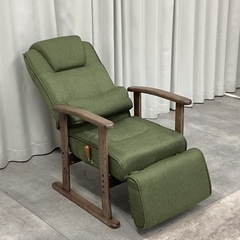 KK-7【新入荷　リサイクル品】エムール　立ち上がりを考えた　リクライニング座椅子　グリーンの画像