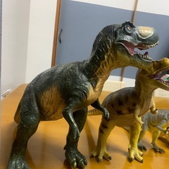 恐竜おもちゃの画像