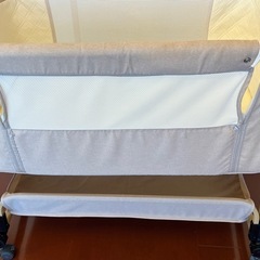 ベビーベッドの画像