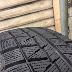 スタッドレスタイヤ　195/65r15　プリウス30 50の画像