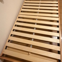 ニトリ　すのこのこベッドフレームの画像