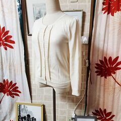 any SiS(エニィスィス) オンワード樫山。大人可愛らしいアンサンブル、いかがでしょうか？の画像