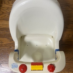 TOMY リクライニングベビーバスチェアの画像