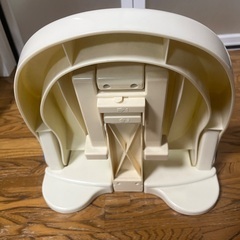 TOMY リクライニングベビーバスチェアの画像