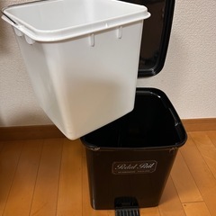 ごみばこゴミ箱の画像