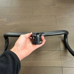 カーボン一体型ハンドルの画像