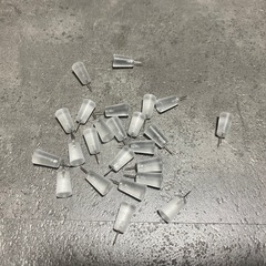 スマホショルダー キーホルダー ブレスレット 画鋲の画像