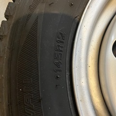 145R12 スタッドレス　4穴の画像
