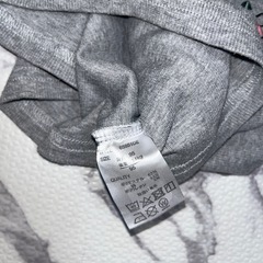 AZUL by moussy 長袖カットソー 95cm グレー 花柄刺繍の画像