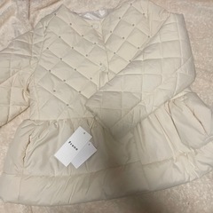 受け渡し予定者様決まりました。洋服　　7点　アウター　パンツ　ボトムス　ブラウス　ニット　ワンピース　OPAQUE.CLIP　オペークドットクリップ　UNIQLO ユニクロ　　EZYアンクルパンツ 　M-Lサイズ　レーヨン　アンパンマン補助便座追加の画像