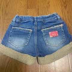 jenni の半ズボンの画像