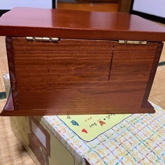 木製ジュエリーボックスの画像