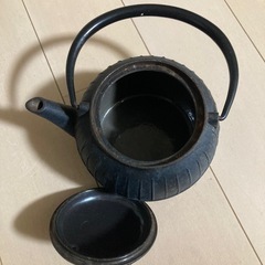 鉄の急須の画像