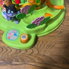 アンパンマン　ボールがコロコロころがるおもちゃの画像