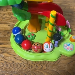 アンパンマン　ボールがコロコロころがるおもちゃの画像