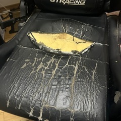 ゲーミングチェアの画像