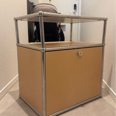 サイドテーブル、ラックの画像