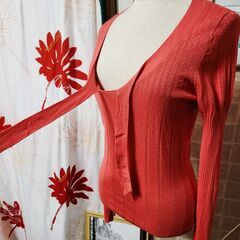 GAP(ギャップ) 伸縮性たっぷり。彩もデザインもCUTEなカットソー、いかがでしょうか？の画像